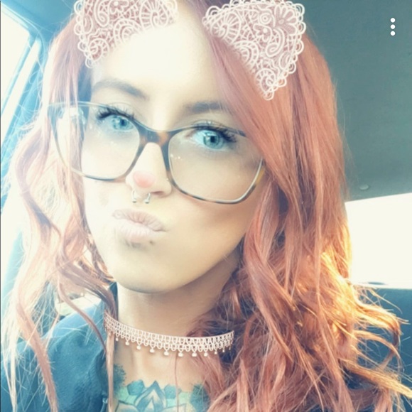 Meet your Posher, Taliah - Picture 2 of 2